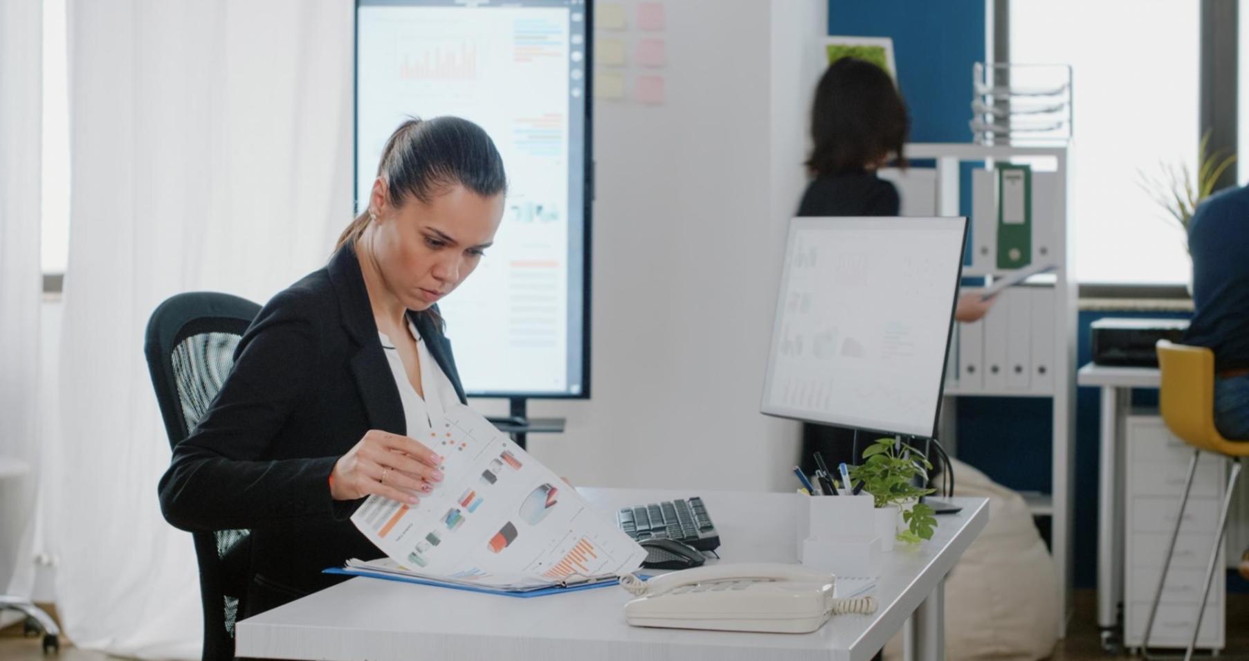 Análisis de datos y métricas para optimización de contenido